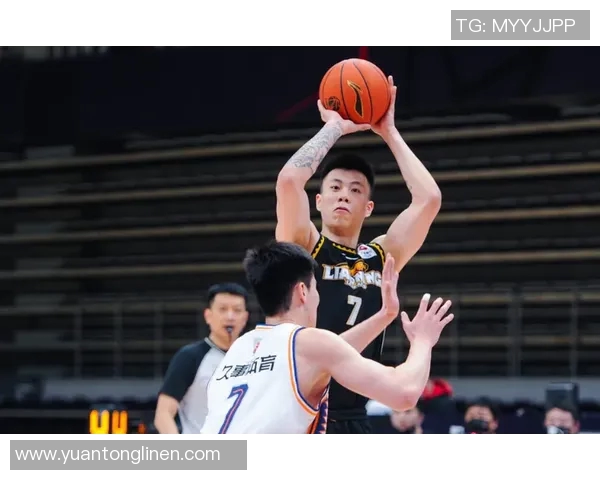 埃青年与特温特激战正酣谁能在这场对决中笑到最后